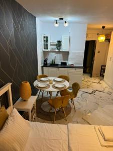 Ruang duduk di Studio confortabil,la câtiva pasi de centrul Craiovei!