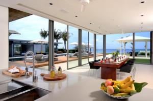 Φαγητό σε αυτή η βίλα ή κάπου εκεί κοντά +21 φωτογραφίες