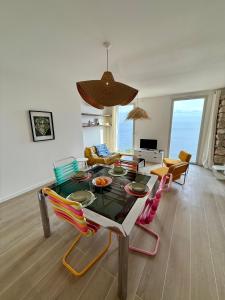 Ruang duduk di Casa Favelas, Vue Mer et Proche de Monaco