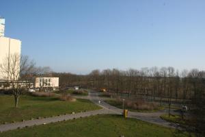 a winding road in the middle of a city at Ferienwohnung L435 für 2-4 Personen an der Ostsee in Schönberg in Holstein