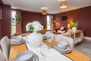 Χώρος καθιστικού στο Parsons House +74 φωτογραφίες