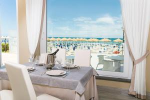 Imagen de la galería de Hotel Mara, en Ortona 124 fotos más