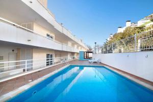 Πισίνα στο ή κοντά στο T2 Santa Luzia B