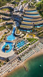 Bazén v ubytování Miraggio Thermal Spa Resort nebo v jeho okolí