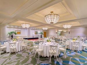 Εστιατόριο ή άλλο μέρος για φαγητό στο Fairmont Waterfront