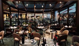 Restaurace v ubytování Grand Hotel Bucharest