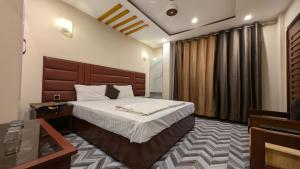 Fotografie z fotogalerie ubytování Paras Continental Hotel v destinaci Nārān + 12 fotografií