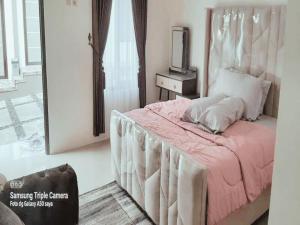 Φωτογραφία από το άλμπουμ του Griya Sapira Talaga 