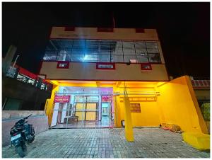 Το κτήριο όπου στεγάζεται  το ξενοδοχείο +23 φωτογραφίες