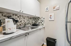 Køkken eller tekøkken på Studio retreat by the river