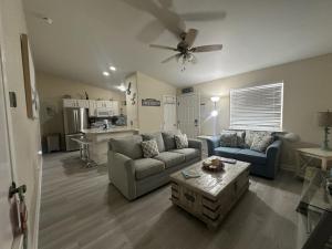 Posezení v ubytování Yellow Sunshine