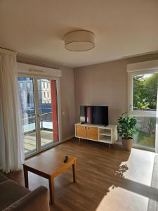 Afbeelding uit fotogalerij van Domitys Le Griffon d’Or in Saint-Brieuc +65 foto's