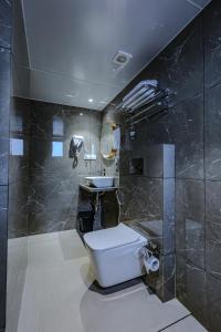 Koupelna v ubytování Hotel Alfa Suites