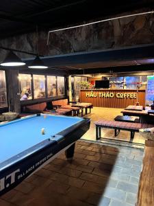 Biliár nebo kulečník v ubytování Hầu Thào Villa & Coffee