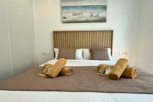 San FulgencioにあるVilla with private pool in San Fulgencioのベッドルーム1室(枕3つ付)
