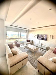 Χώρος καθιστικού στο Luxury Stay with Panoramic Sea Views, Tourist zone +29 φωτογραφίες