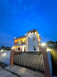 Budova, kde se vila nachází