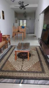 Fotografie z fotogalerie ubytování Homestay 236 v destinaci Lukut
