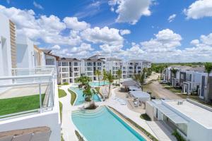 Bazén v ubytování Tropical 2BR Getaway in Dominicus Bayahibe nebo v jeho okolí