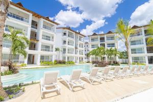 Bazén v ubytování Tropical 2BR Getaway in Dominicus Bayahibe nebo v jeho okolí