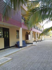 Budova, kde se aparthotel nachází