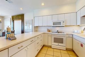 Dapur atau dapur kecil di The Sand Dollar C401