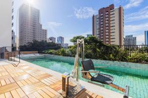 Πισίνα στο ή κοντά στο Sᴛᴜᴅɪᴏs Smart Bourbon - Completíssimo e novíssimo!