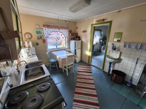 Kuchyň nebo kuchyňský kout v ubytování Kåfjord aurora northern light