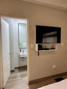 Koupelna v ubytování 214-1 Standard Room