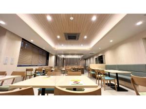 Khu vực ghế ngồi tại Smile Hotel Osaka Nakanoshima - Vacation STAY 70582v