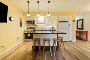 Kuchyň nebo kuchyňský kout v ubytování Ski Condo 138 condo