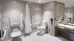 Koupelna v ubytování Holiday Inn Bristol City Centre by IHG + 54 fotografií