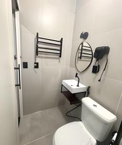 Phòng tắm tại Kitnet com VISTA MAR em Santos +22 ảnh