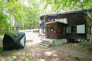 Budova, kde se prázdninový dům nachází