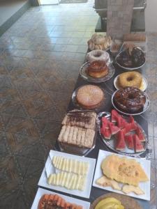 Jídlo v hotelu nebo okolí + 6 fotografií