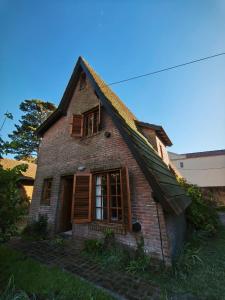 マル・デ・アホにあるAlpino Mitreの小さな煉瓦造りの屋根