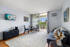 Posezení v ubytování Kona Islander Inn#305