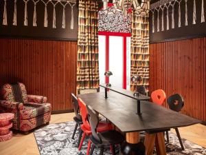 Posezení v ubytování Mama Shelter Rennes