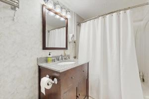 Koupelna v ubytování Birch Tree Lane - Unit 315 + 13 fotografií