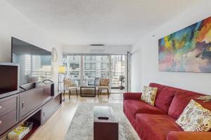 Μια τηλεόραση ή/και κέντρο ψυχαγωγίας στο Newmark Condo Suite
