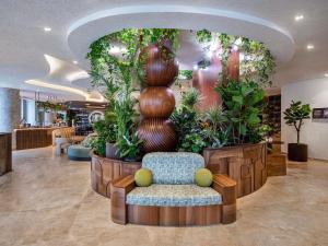 Posezení v ubytování Swissôtel Tbilisi + 157 fotografií