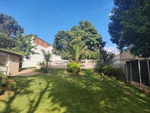 Vườn quanh chácara recanto dos rosa