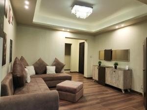 Μια τηλεόραση ή/και κέντρο ψυχαγωγίας στο Cozy green stay