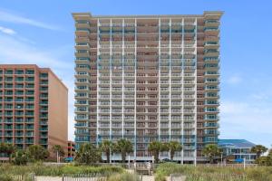 Budova, kde se apartmán nachází + 29 fotografií