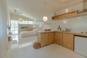 Dapur atau dapur kecil di Jeju Mooi Pension