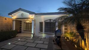 Το κτήριο όπου στεγάζεται  η παραθεριστική κατοικία