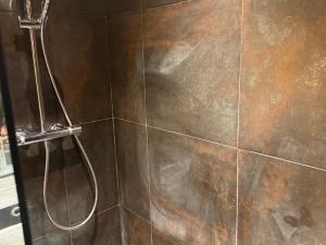 Ένα μπάνιο στο Appartement 2-3 pers au centre de Val-d'Isère avec balcon et vue - FR-1-519-44 +6 φωτογραφίες