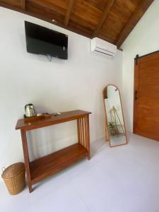 Μια τηλεόραση ή/και κέντρο ψυχαγωγίας στο Antav Mesare