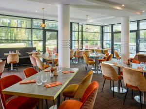 Restaurace v ubytování Mercure Aix-en-Provence La Duranne Gare TGV