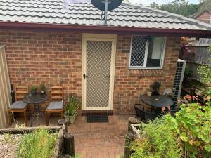 Fotografie z fotogalerie ubytování Chic Stylish Granny Flat with Stunning Garden View at MC 2079 v destinaci Mount Colah